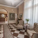Отель Flora Стреза