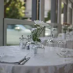 Отель Flora
