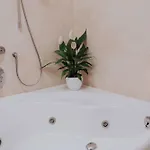 Отель Flora
