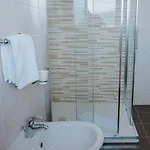 Отель Flora 3*