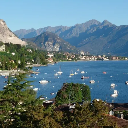 Flora Stresa