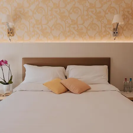 Flora Adult Only Hotel