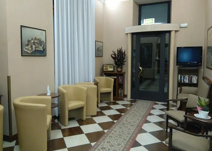 Flora Hotell Stresa