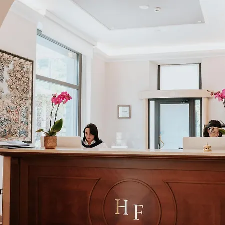 弗洛拉酒店